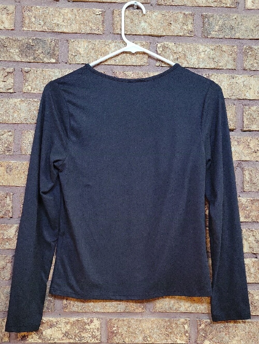 Live in the Moment Long-Sleeve Crewneck Tee Soft Stretchy Casual Size Small - Picture 5 of 8